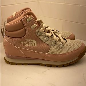 North face Pink hiking boots size 8